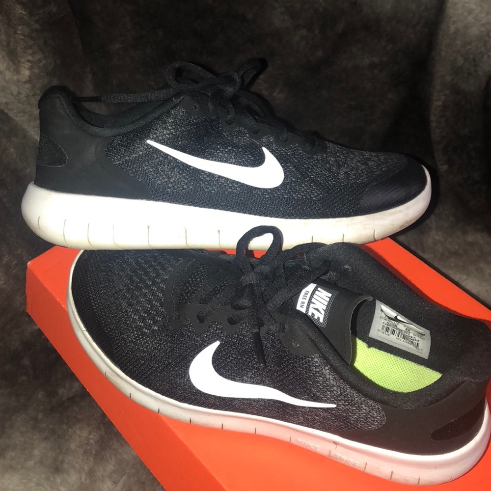 Nike Free Runs